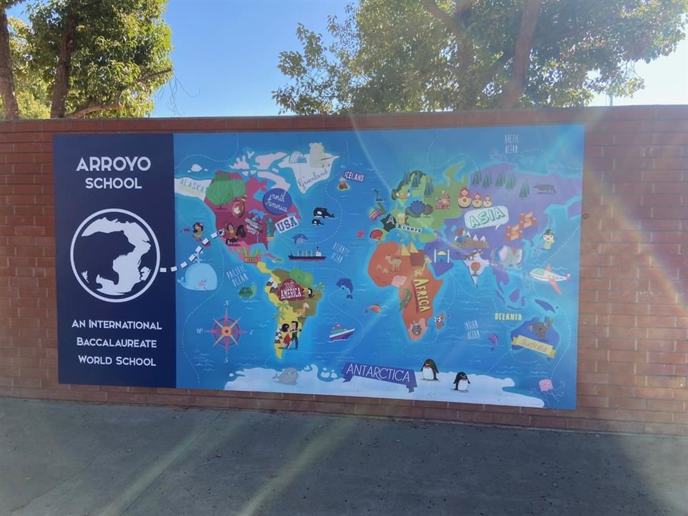 arroyo world map mural